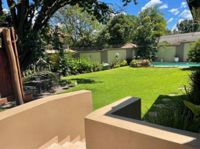 Central suburban suite in the heart of Joburg